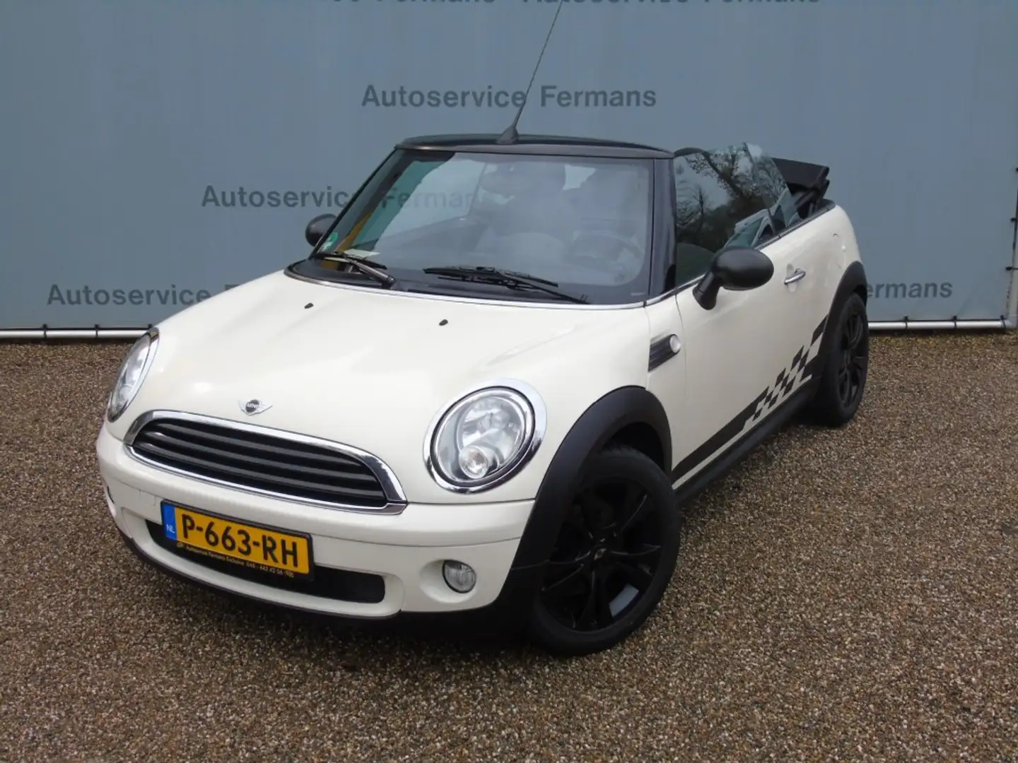 MINI Cooper Cabrio 1.6I One Cabrio - 2010 - 136DKM - Leer - Airco Wit - 2