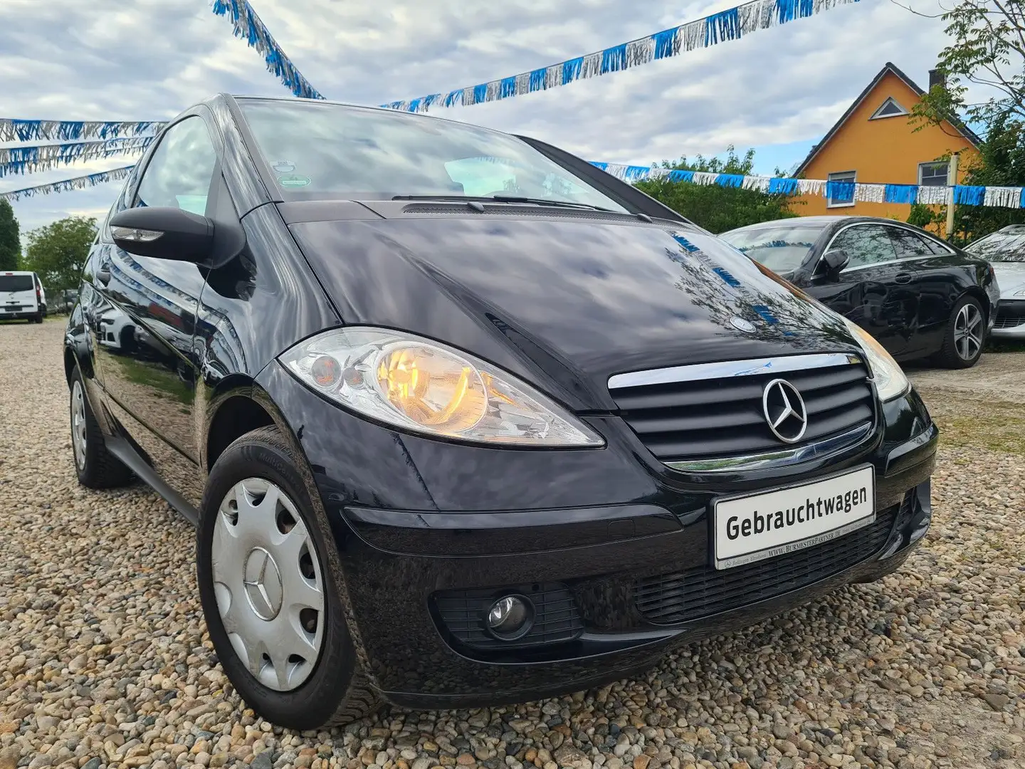 Mercedes-Benz A 150 * AUTOMATIK/ KLIMA/ TEMP/ PANO/NAVI /SHZ* Schwarz - 1