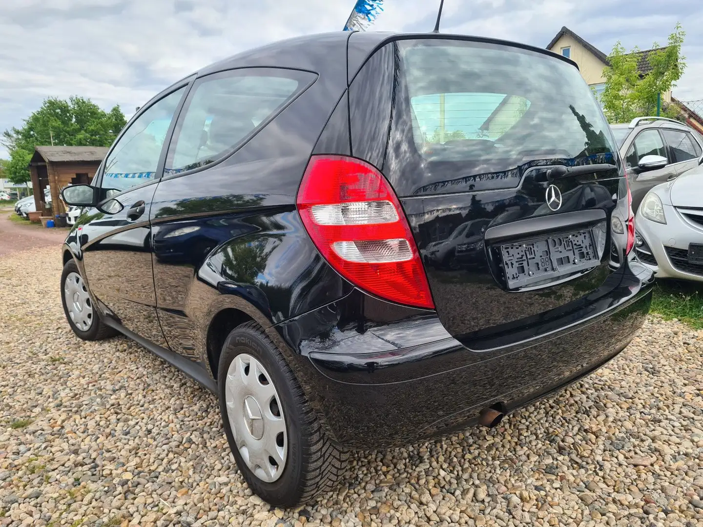 Mercedes-Benz A 150 * AUTOMATIK/ KLIMA/ TEMP/ PANO/NAVI /SHZ* Schwarz - 2