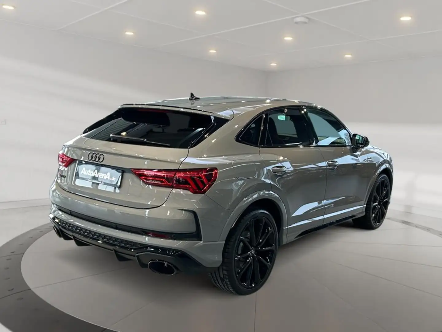 Audi RS Q3 2.5 TFSI Sportback quattro Fahrassist+Pano Grau - 2