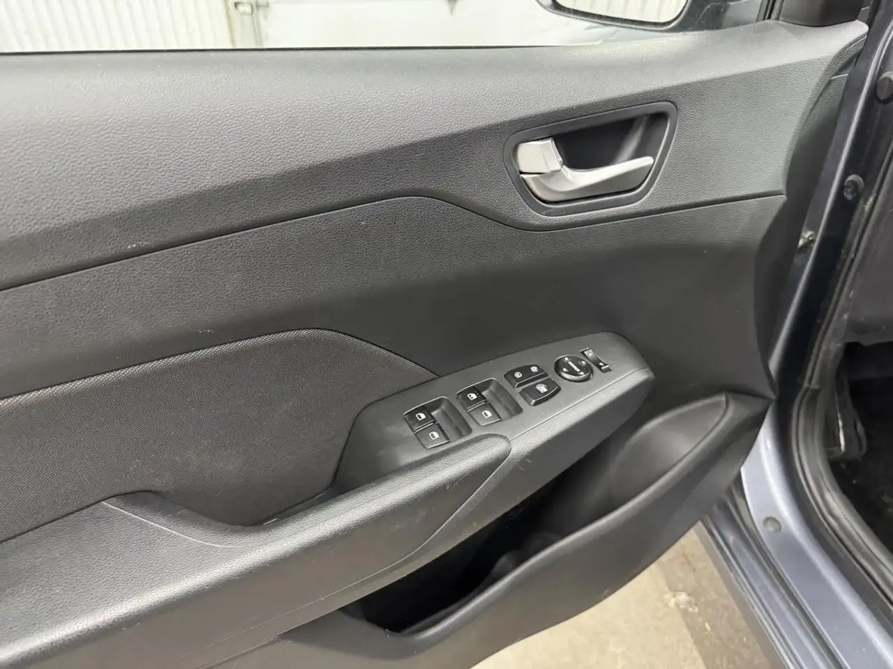 Hyundai ACCENT снимка Hyundai ACCENT
