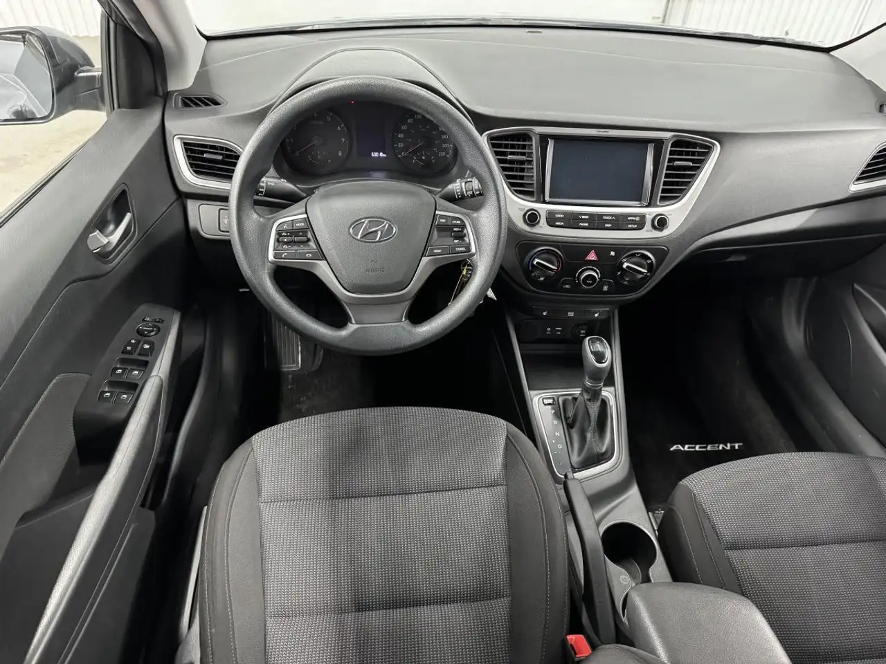 Hyundai ACCENT снимка Hyundai ACCENT