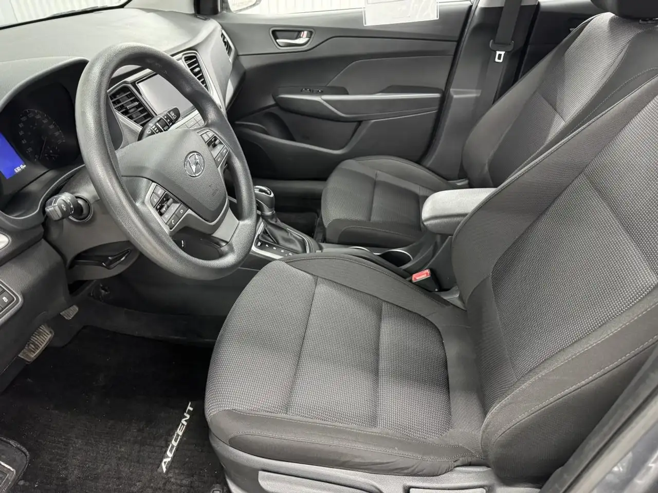 Hyundai ACCENT снимка Hyundai ACCENT