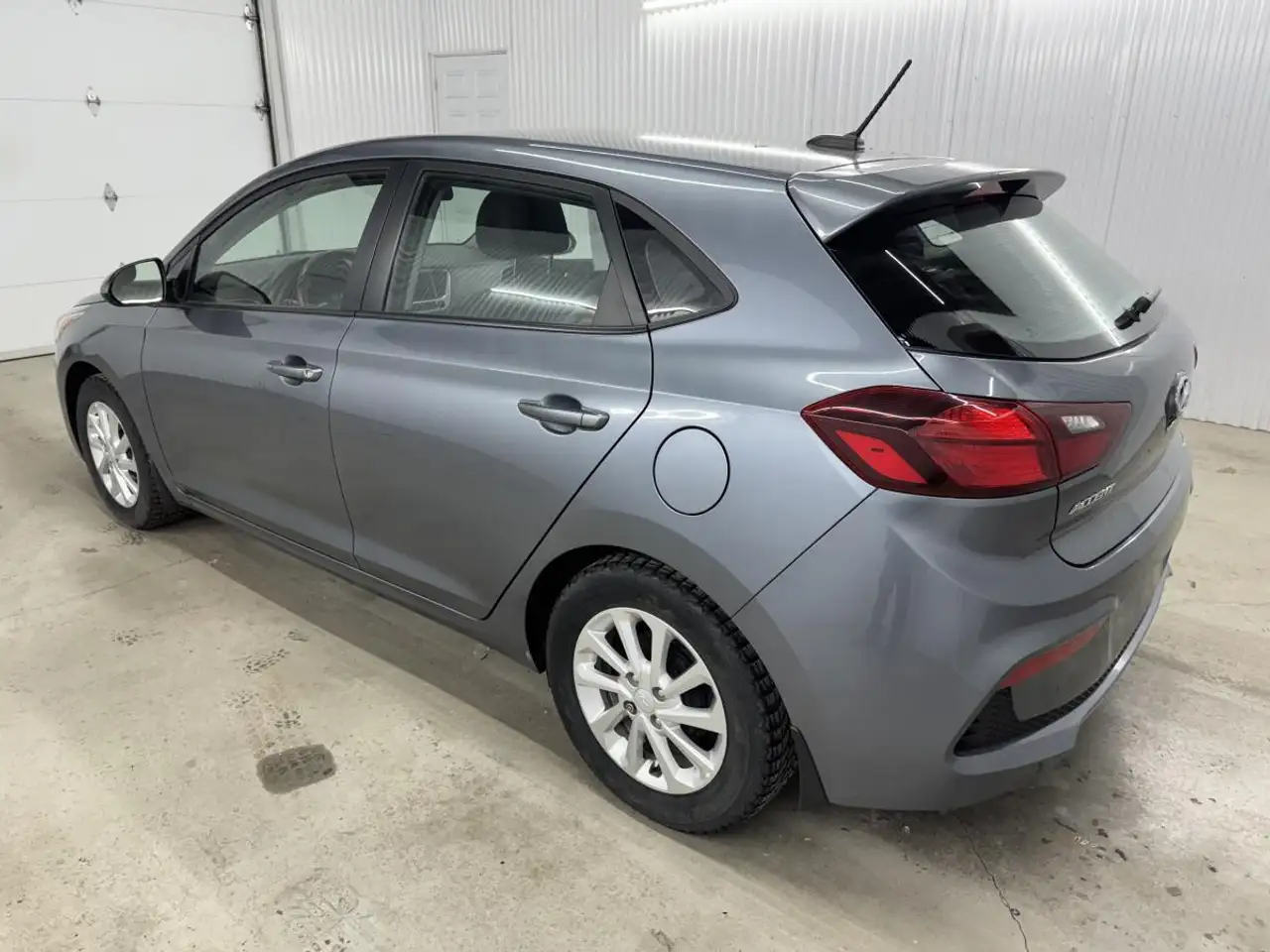 Hyundai ACCENT снимка Hyundai ACCENT