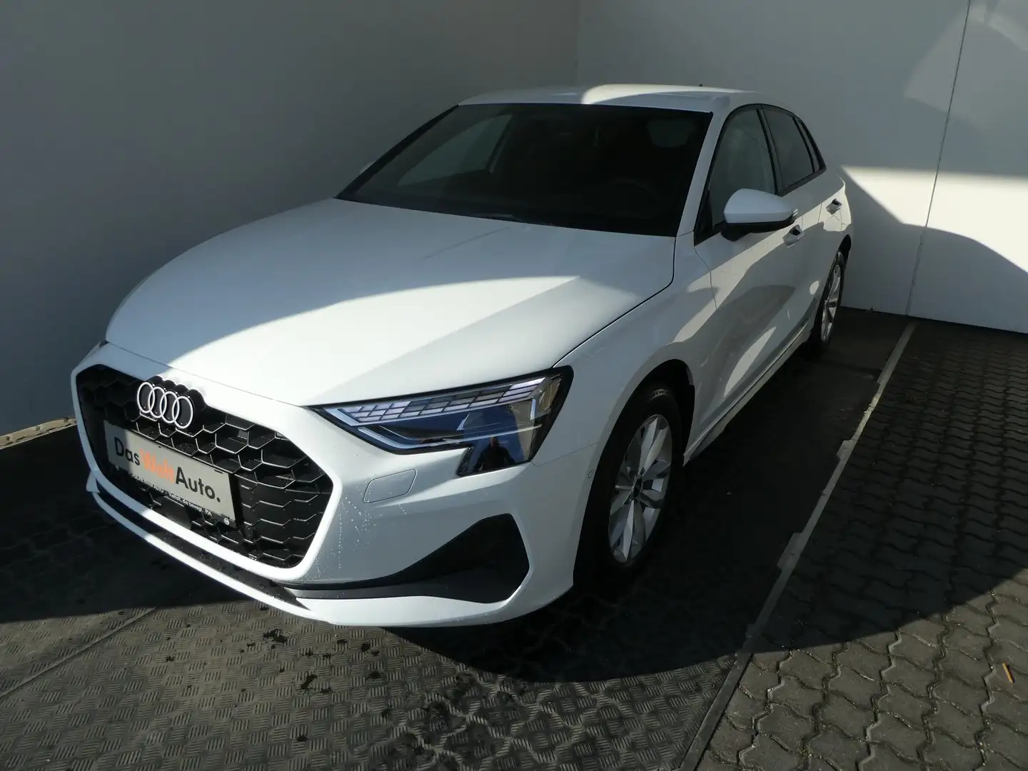 Audi A3 30 TDI Weiß - 1