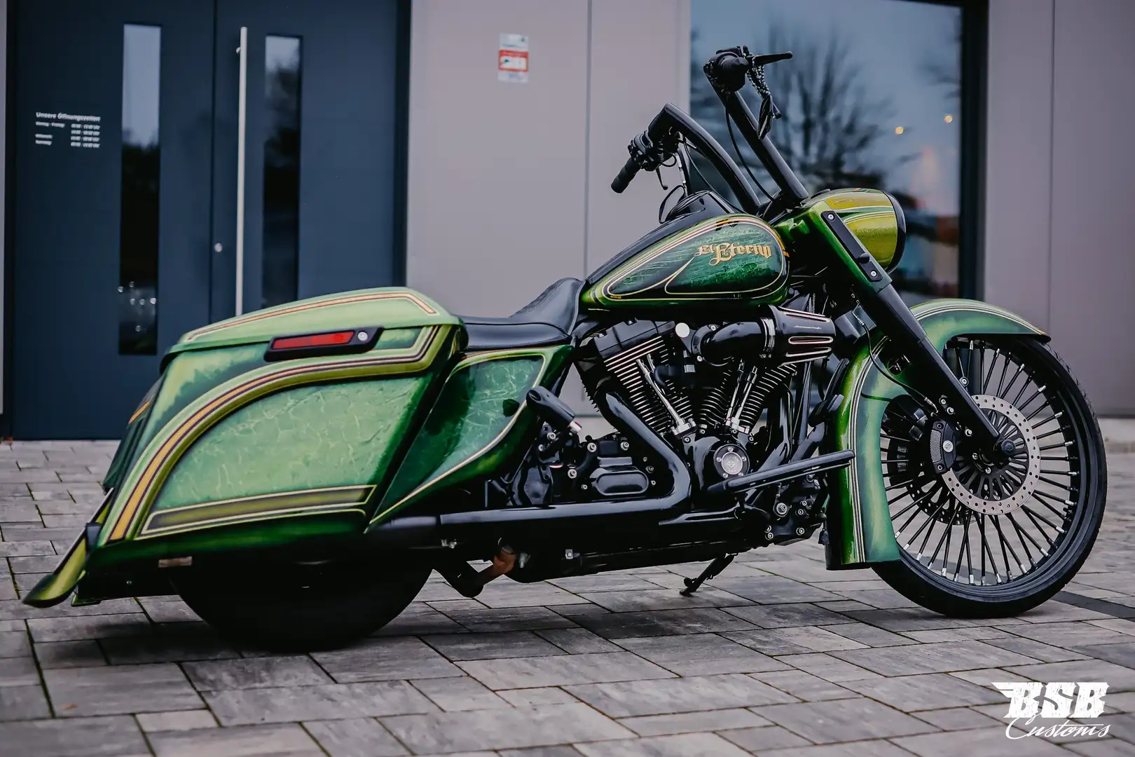 Harley-Davidson Street Glide Chicano Umbau Jekill / Ingo Kruse / BSB Customs - 2