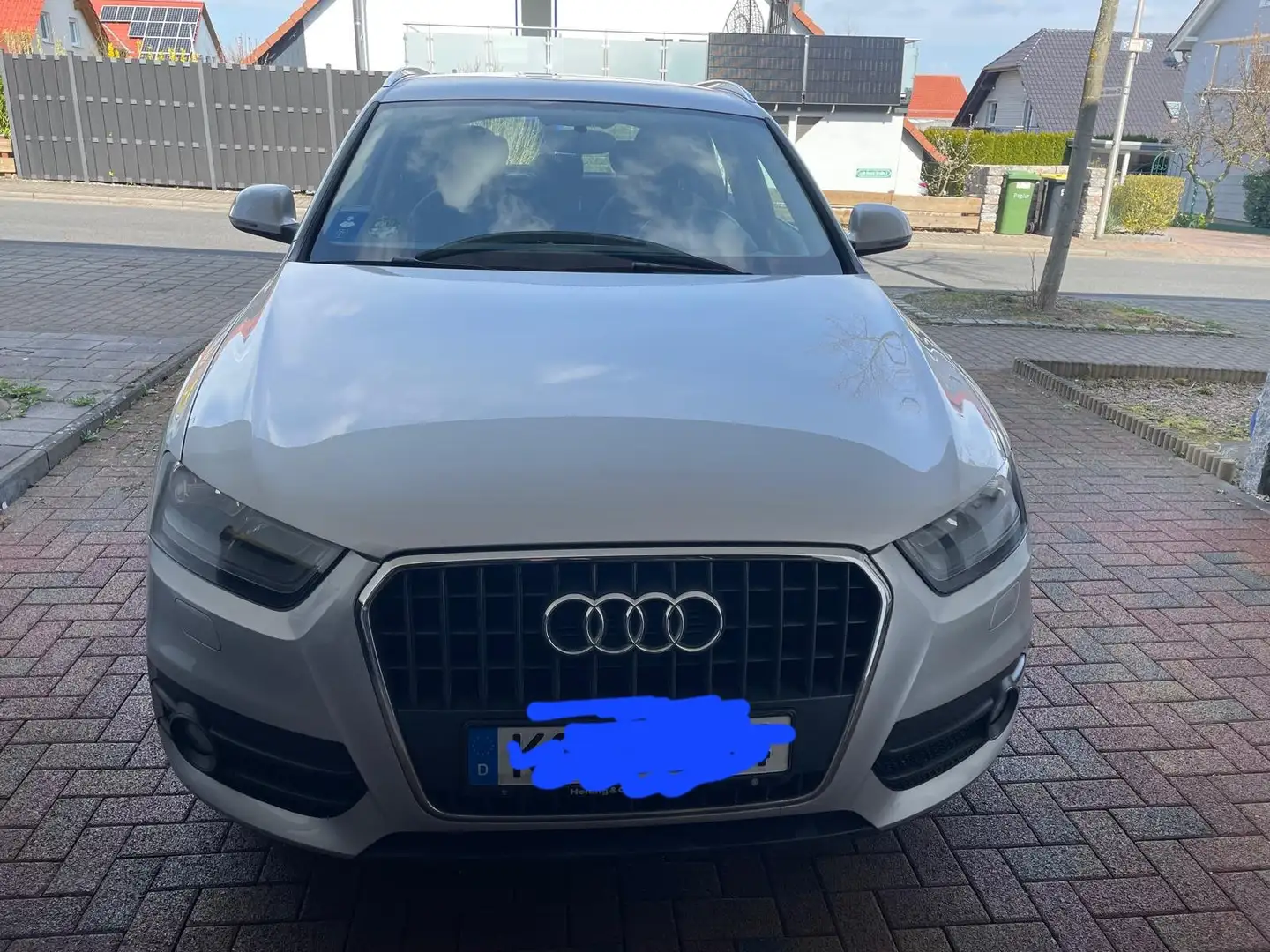 Audi Q3 Q3 2.0 TDI Silber - 2
