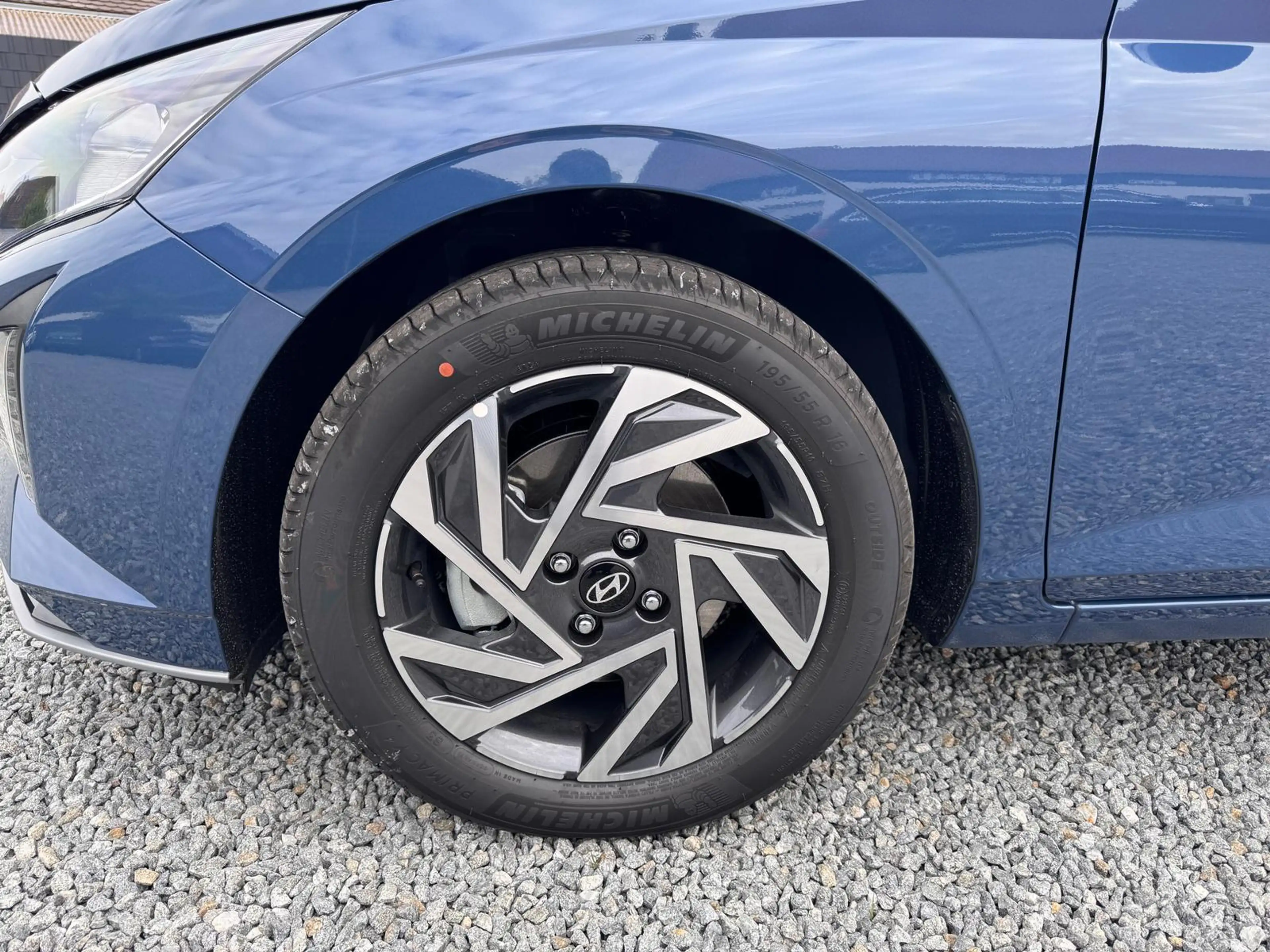 Hyundai i20 Family Automatik 66 kW (90 PS), Automatik, Fron... — photo 6