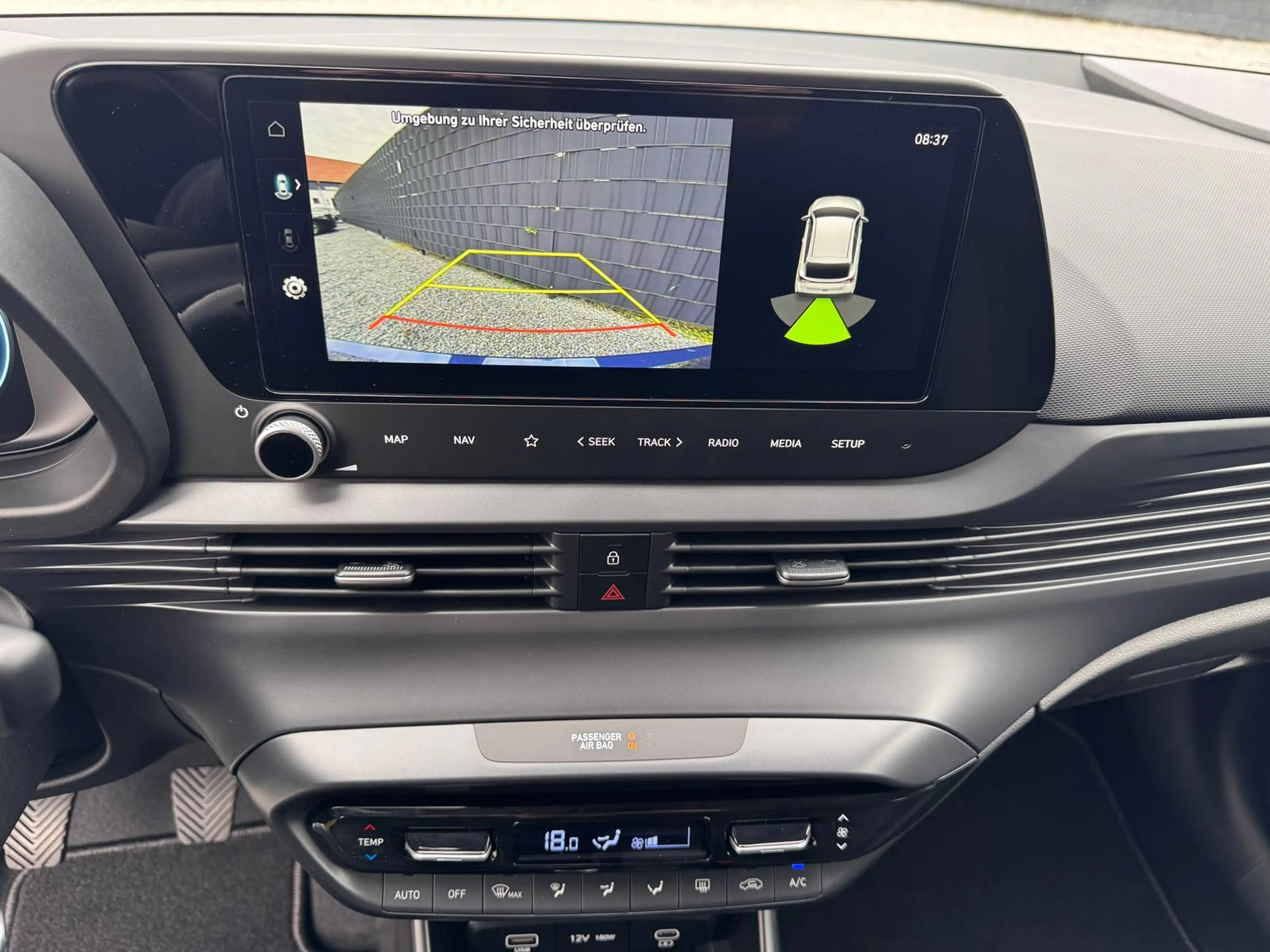 Hyundai i20 Family Automatik 66 kW (90 PS), Automatik, Fron... — photo 10