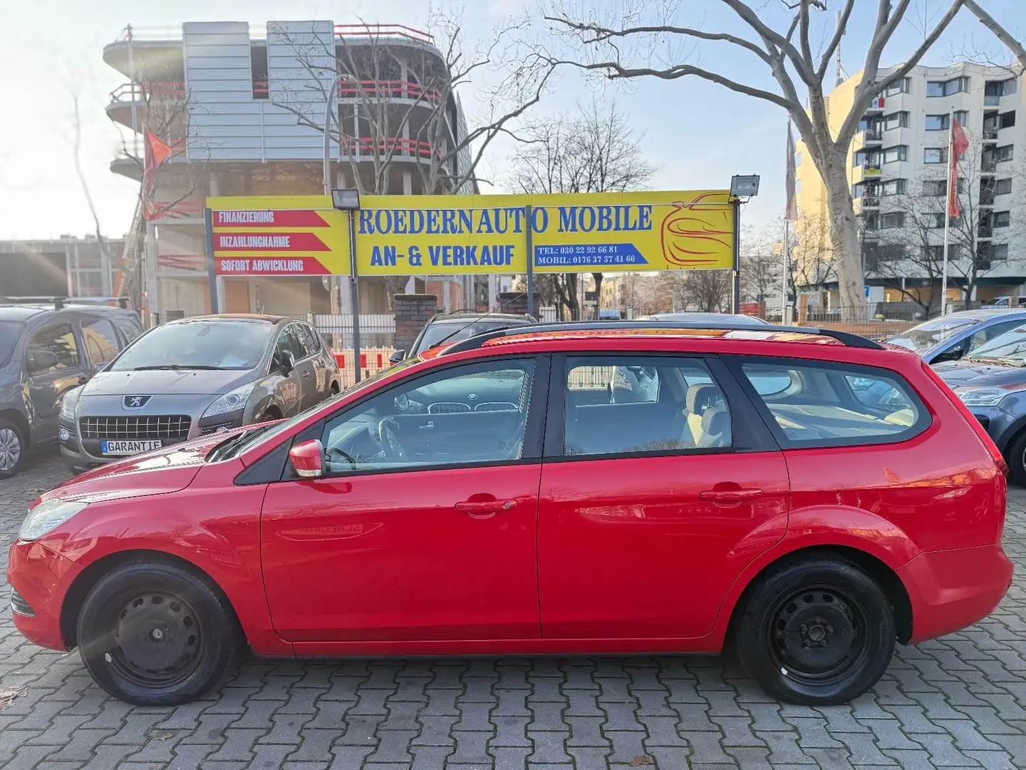 Ford Focus Turnier Style +*1HAND *SCHECKHEFT Rot - 2