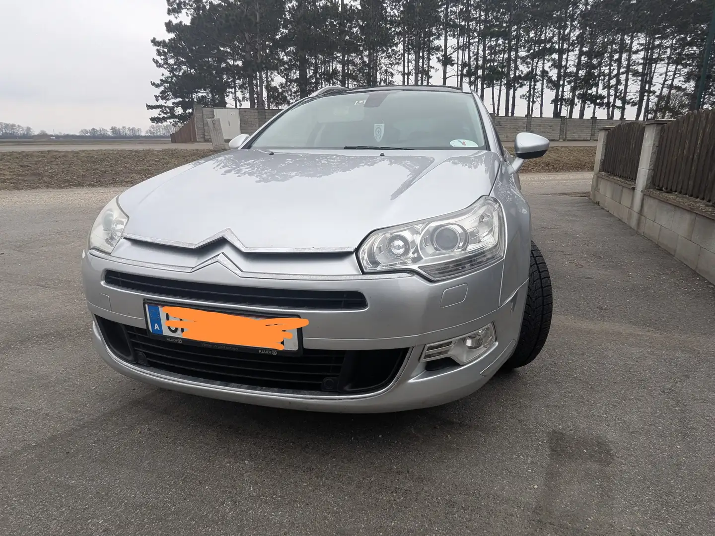 Citroen C5 C5 Tourer 3,0 V6 HDi FAP Exclusive Aut. Exclusive Silber - 2