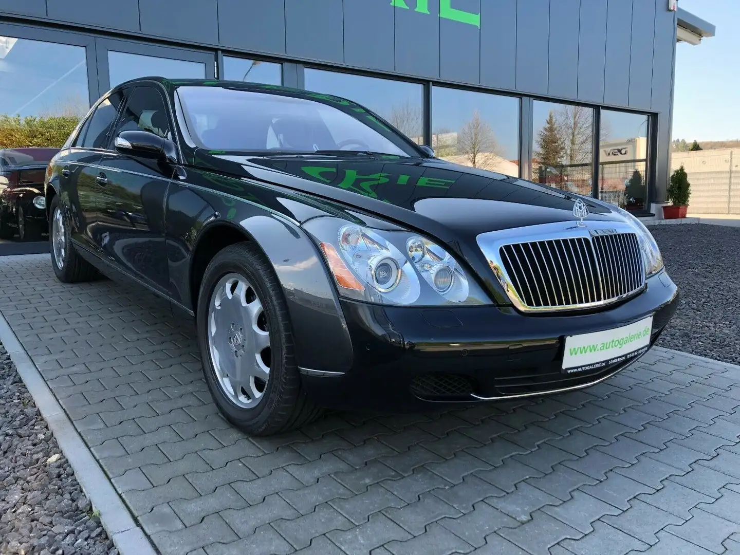 Maybach 57 Wertanlage  - zweifarbig in perfektem Zustand Schwarz - 2