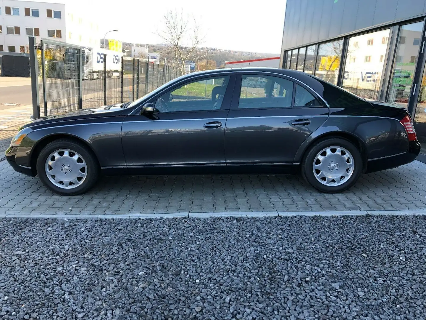 Maybach 57 Wertanlage  - zweifarbig in perfektem Zustand Schwarz - 1