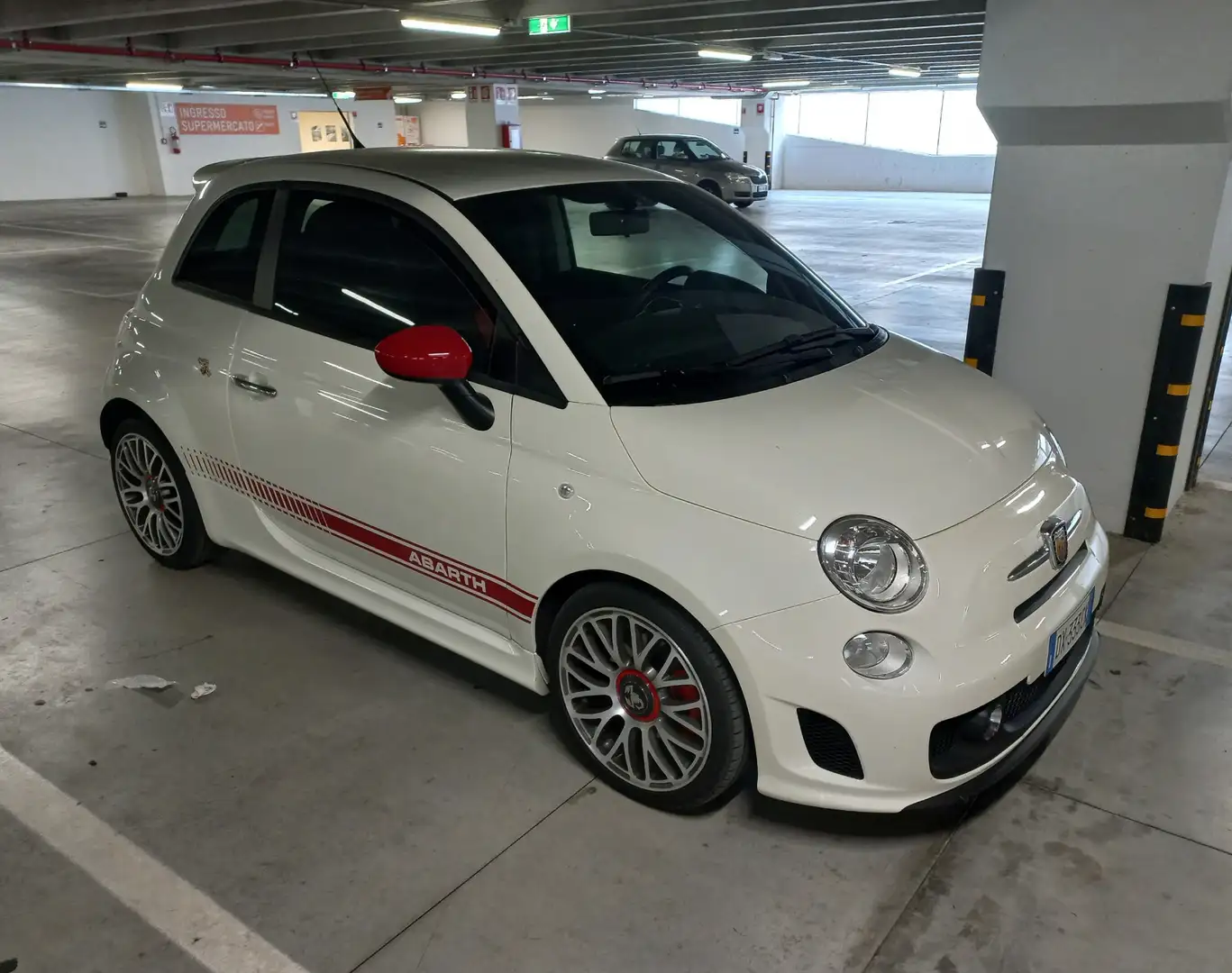 Abarth 500 1.4 16v turbo t-jet 135cv - 1