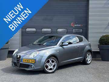 1.3 JTDm ECO Distinctive | Navigatie | Climate Con
