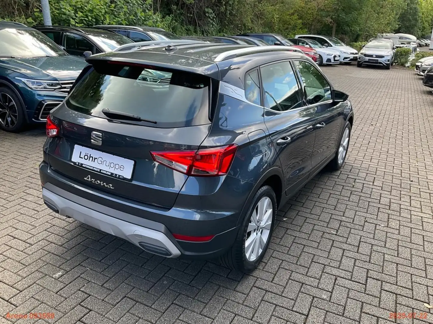 SEAT Arona 1.0 TSI DSG Xperience LED-Sch., Keyless, Navi.,... Gris - 2