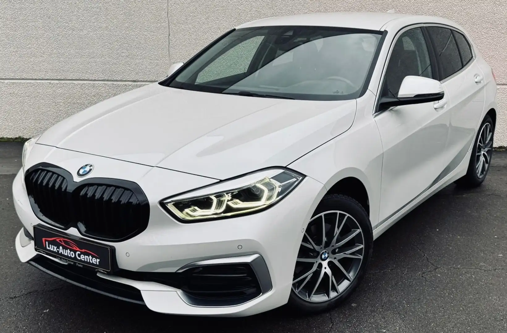 BMW 118 118i Automatique // Sport line //Garantie 12 Mois Blanc - 2