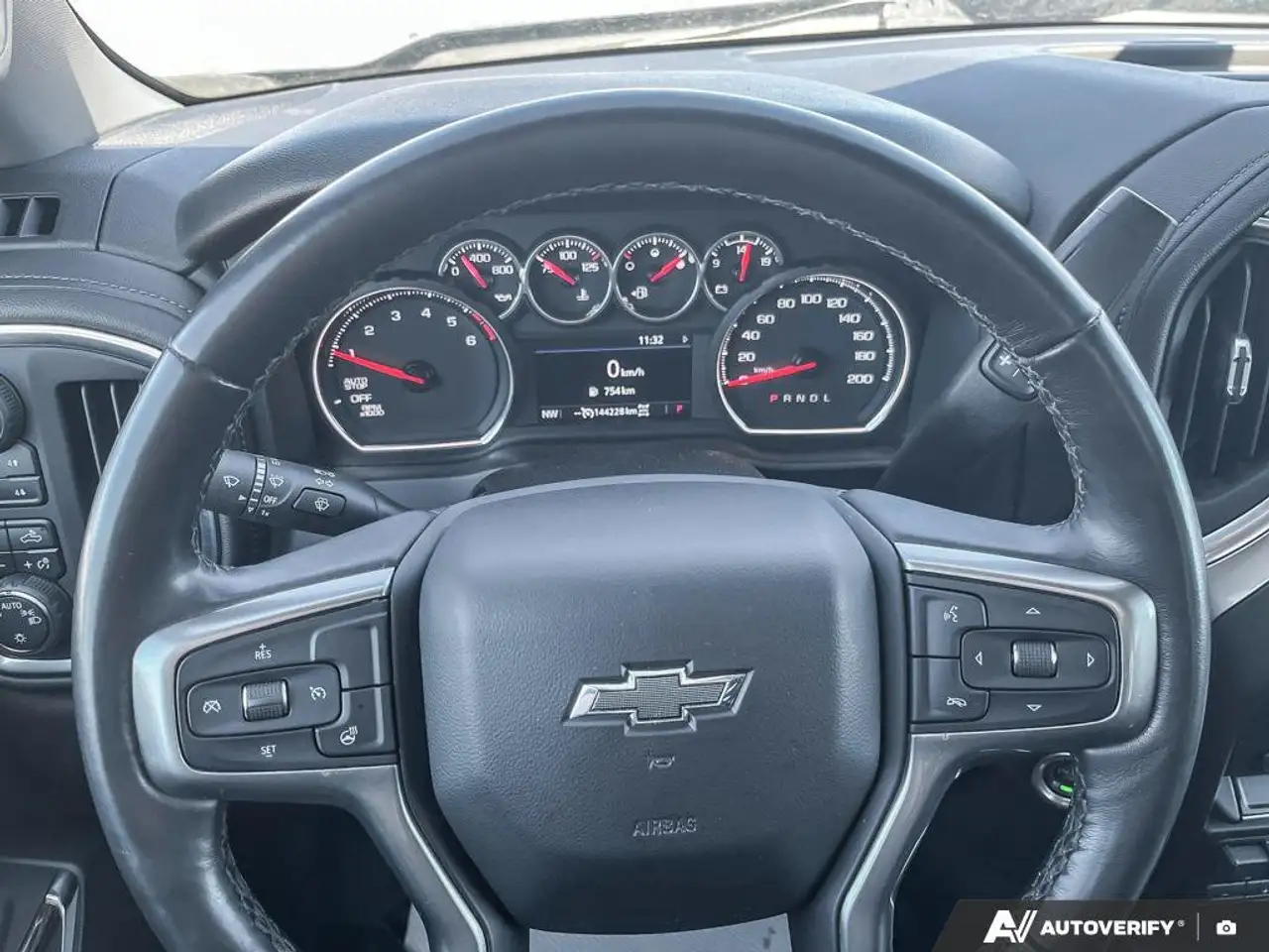 Chevrolet Silverado 1500 снимка Chevrolet Silverado 1500