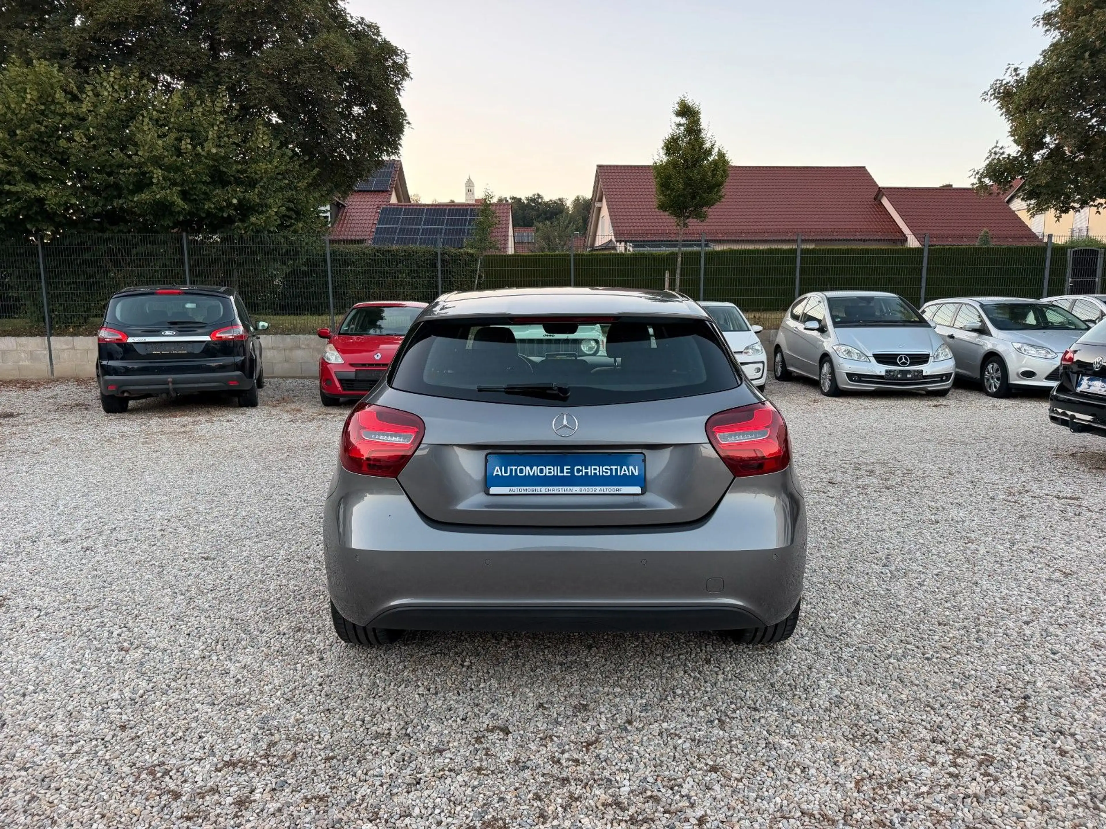 Mercedes-Benz A 180 Style BlueEfficiency LED~LEDER~ NAVI ~SHZ — photo 8