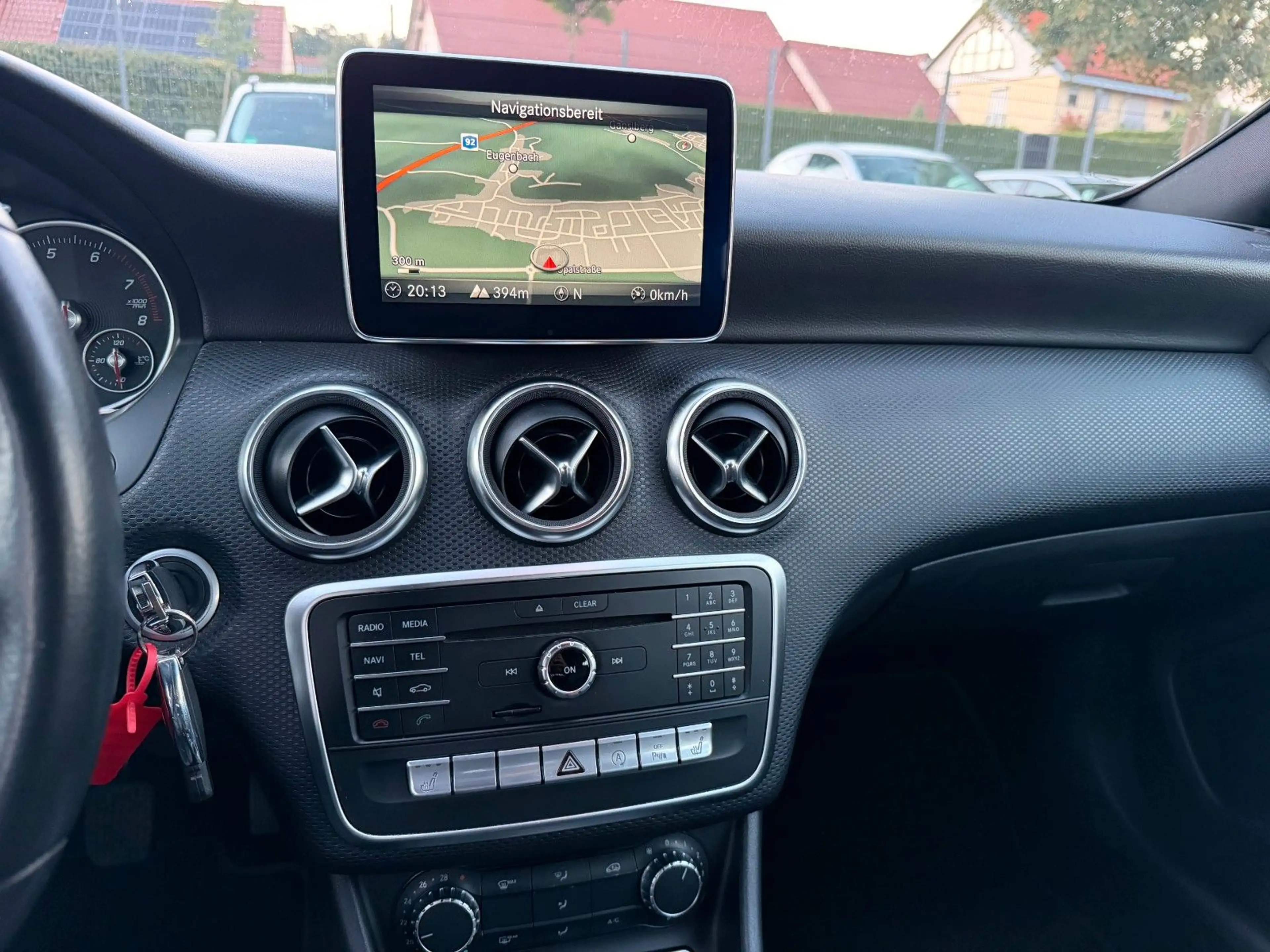 Mercedes-Benz A 180 Style BlueEfficiency LED~LEDER~ NAVI ~SHZ — photo 21