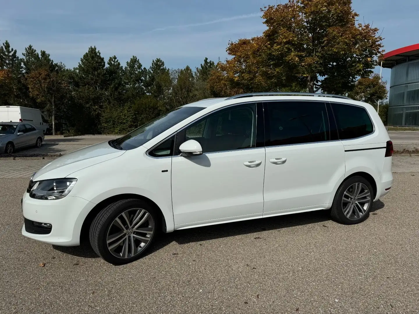 Volkswagen Sharan Sharan 2,0 TDI Comfortline Weiß - 1