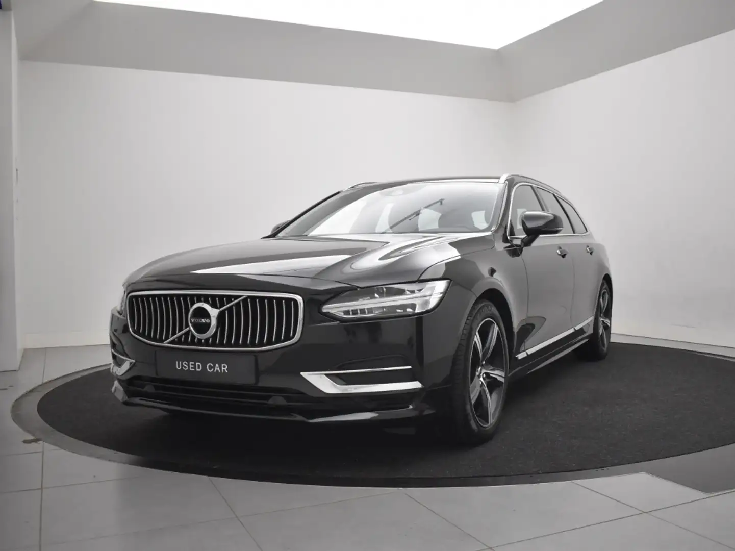 Volvo V90 T4 AUT(8) INSCRIPTION ACC BLIS LEDER KEYLESS NAVI Noir - 2