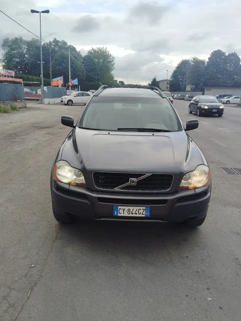 Volvo XC90 2.4 d5 Momentum 185cv 6m N1 - 1