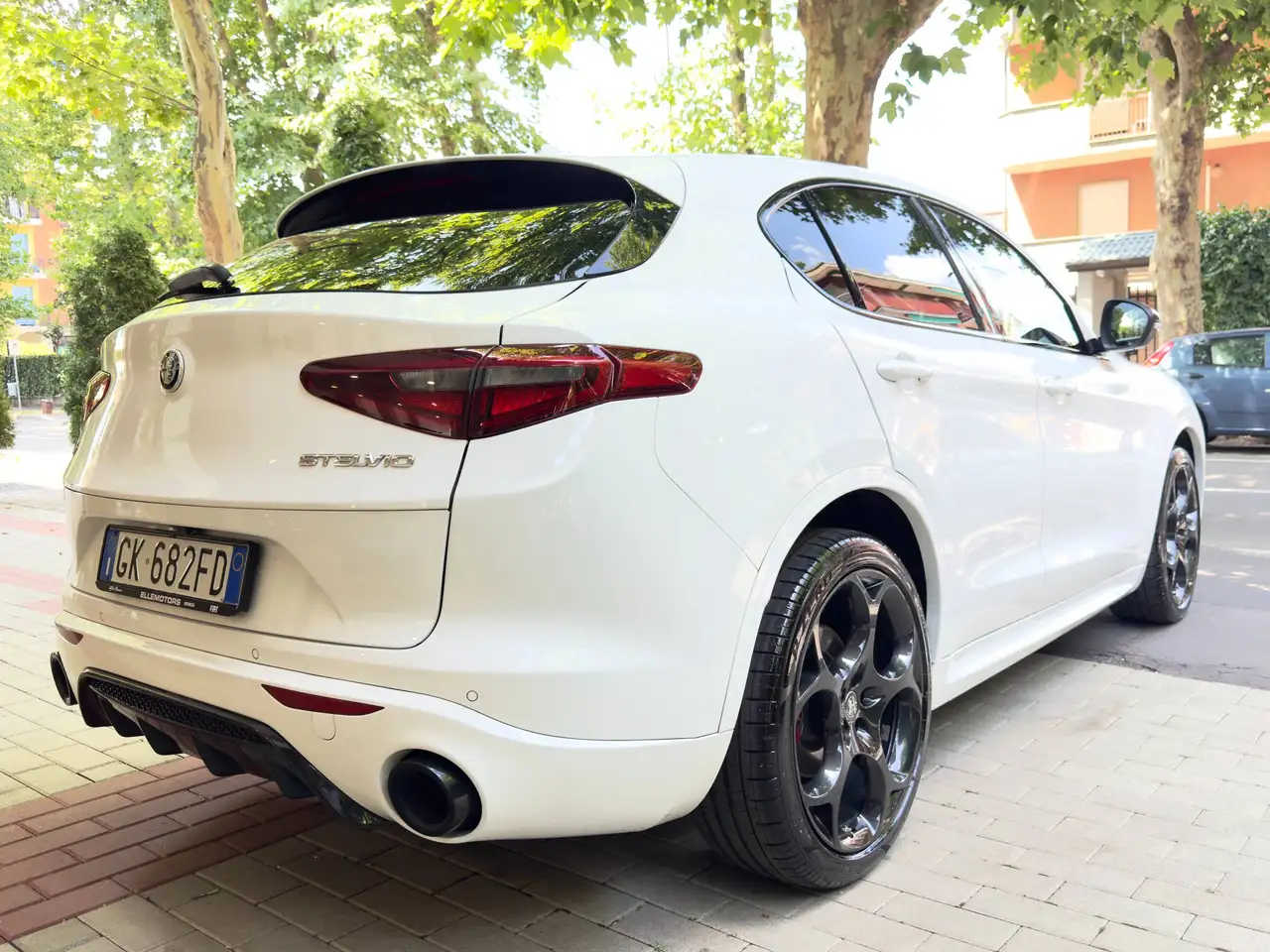 Alfa Romeo Stelvio 2022 — фото 9
