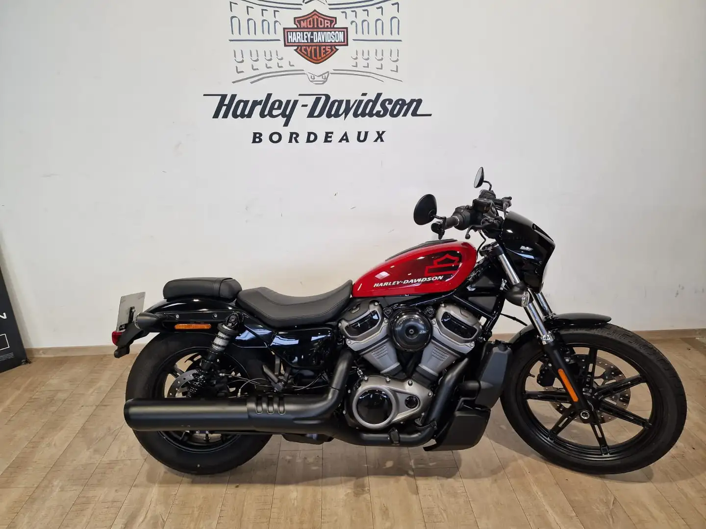 Harley-Davidson Sportster Rouge - 1