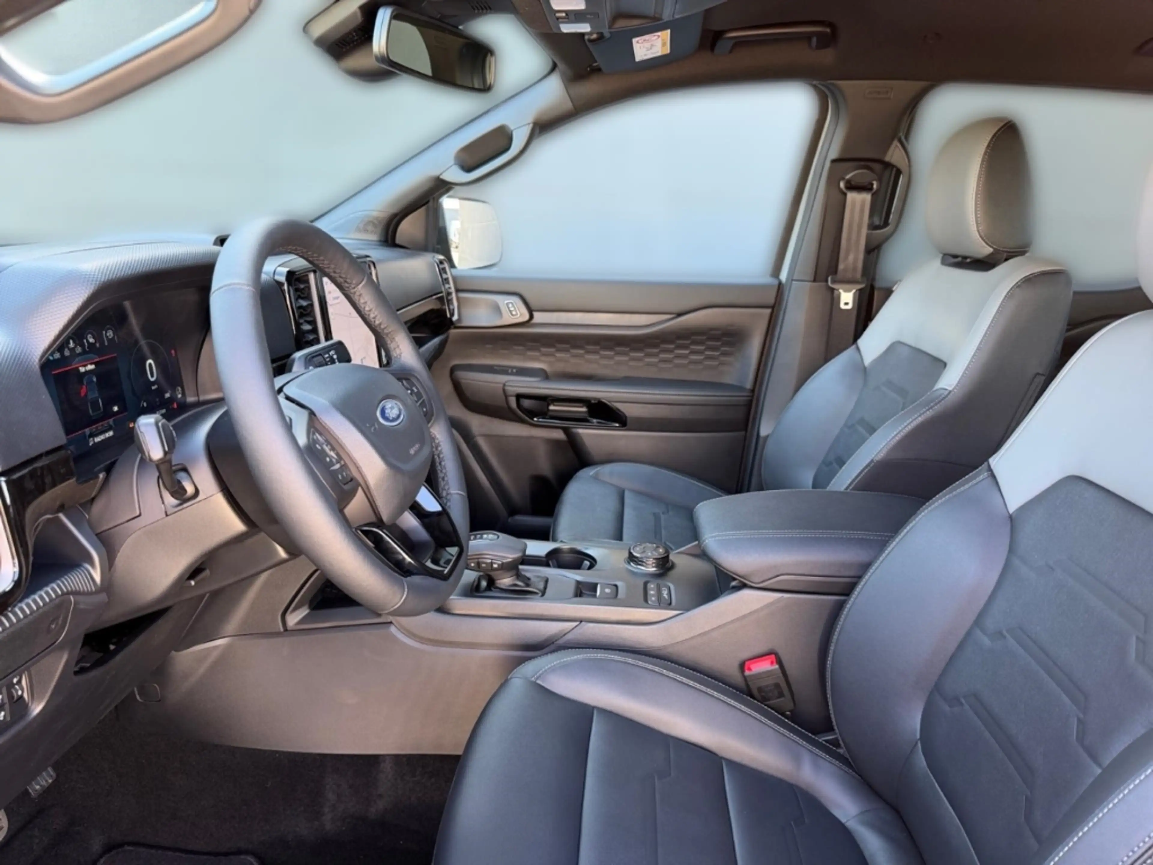 Ford Ranger 2.3l PHEV DoKa Limited AWD AHK man. Laderaumrollo — photo 7
