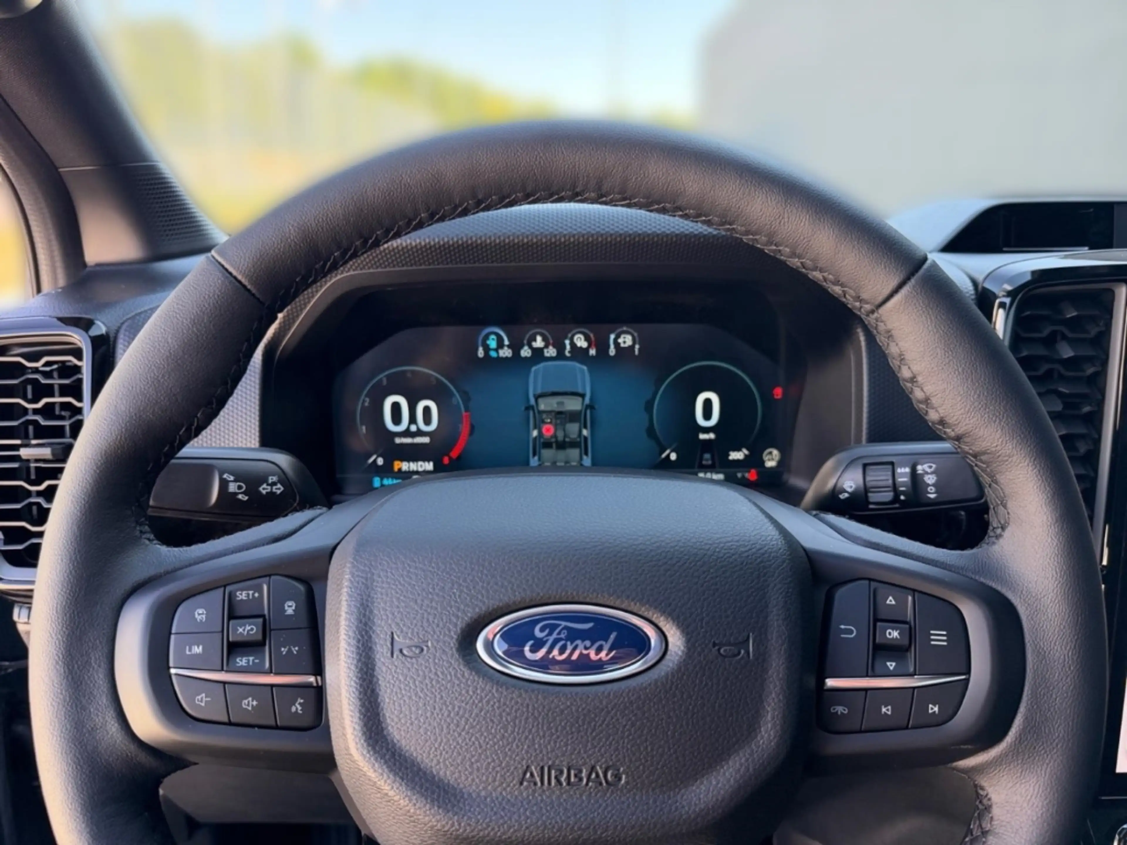 Ford Ranger 2.3l PHEV DoKa Limited AWD AHK man. Laderaumrollo — photo 8