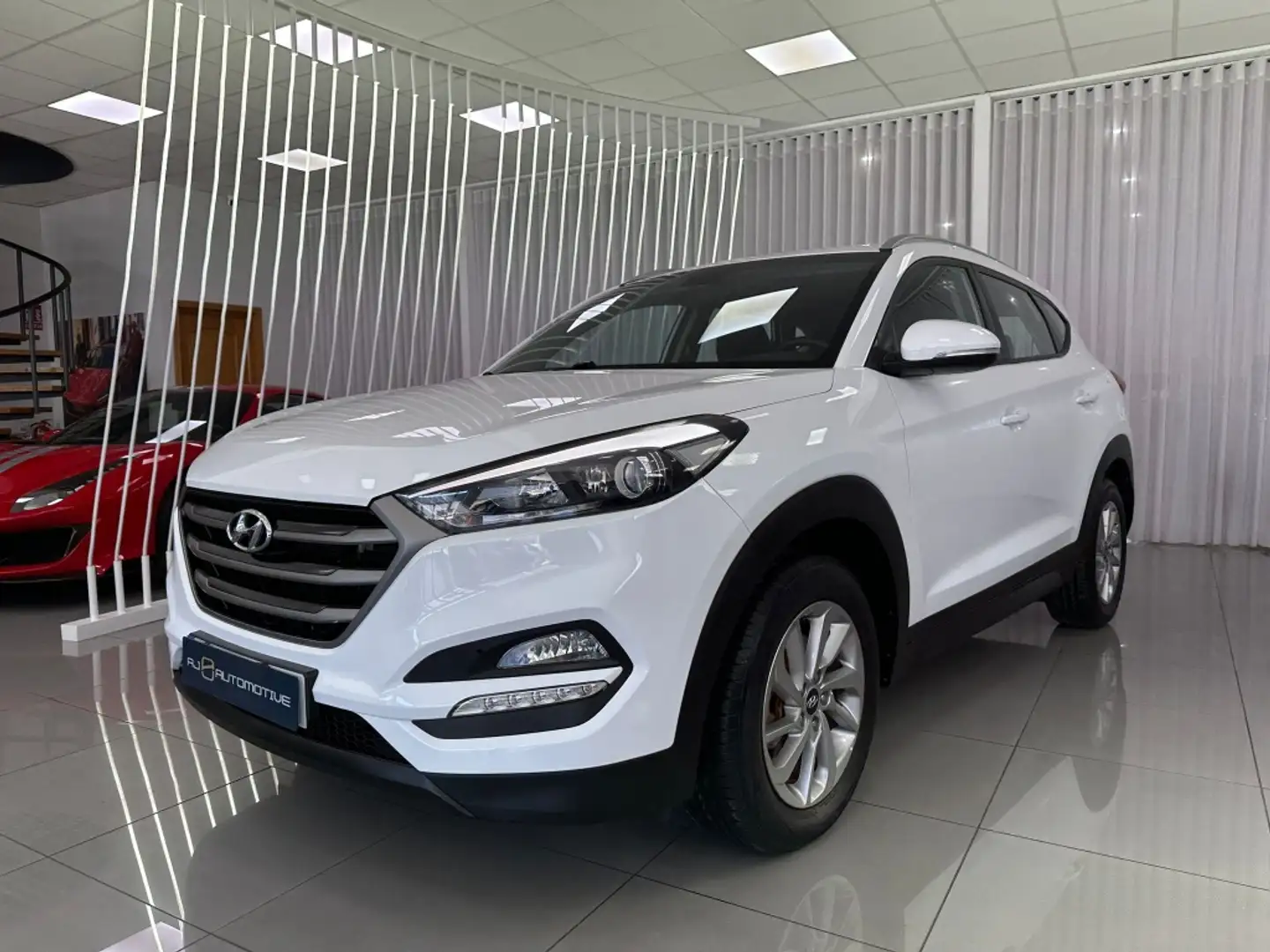 Hyundai TUCSON 1.7CRDI BD Tecno 4x2 Bianco - 1