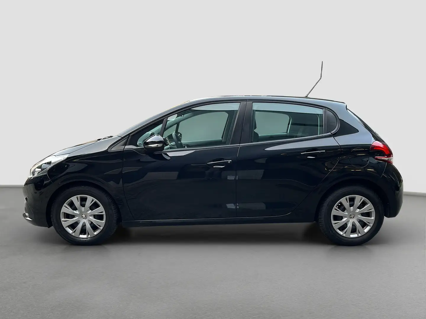 Peugeot 208 Peugeot 208 Active PT 82 Negro - 2