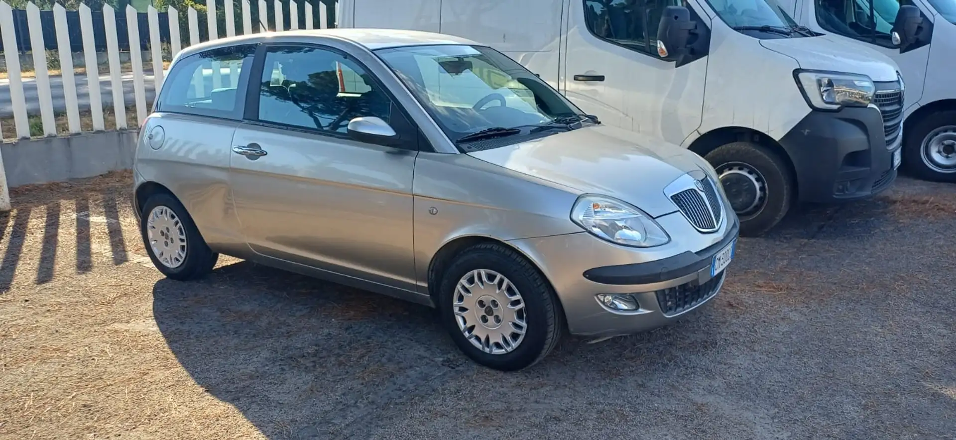 Lancia Ypsilon Ypsilon II 2003 1.2 16v Argento Argento - 2