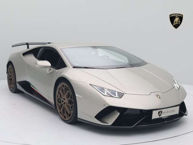 Imagine Lamborghini Huracán Performante I AD PERSONAM I BRONZE
