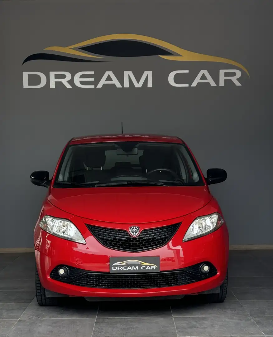 Lancia Ypsilon 1.2 Silver ecochic Gpl 69cv - 1