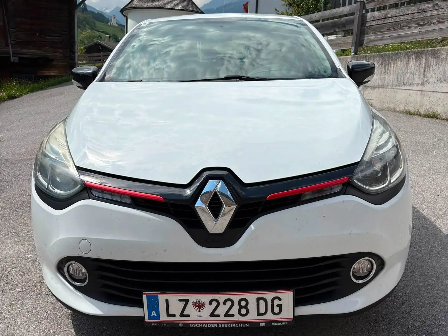 Renault Clio Clio Dynamique 1,2 16V 75 Dynamique Weiß - 1