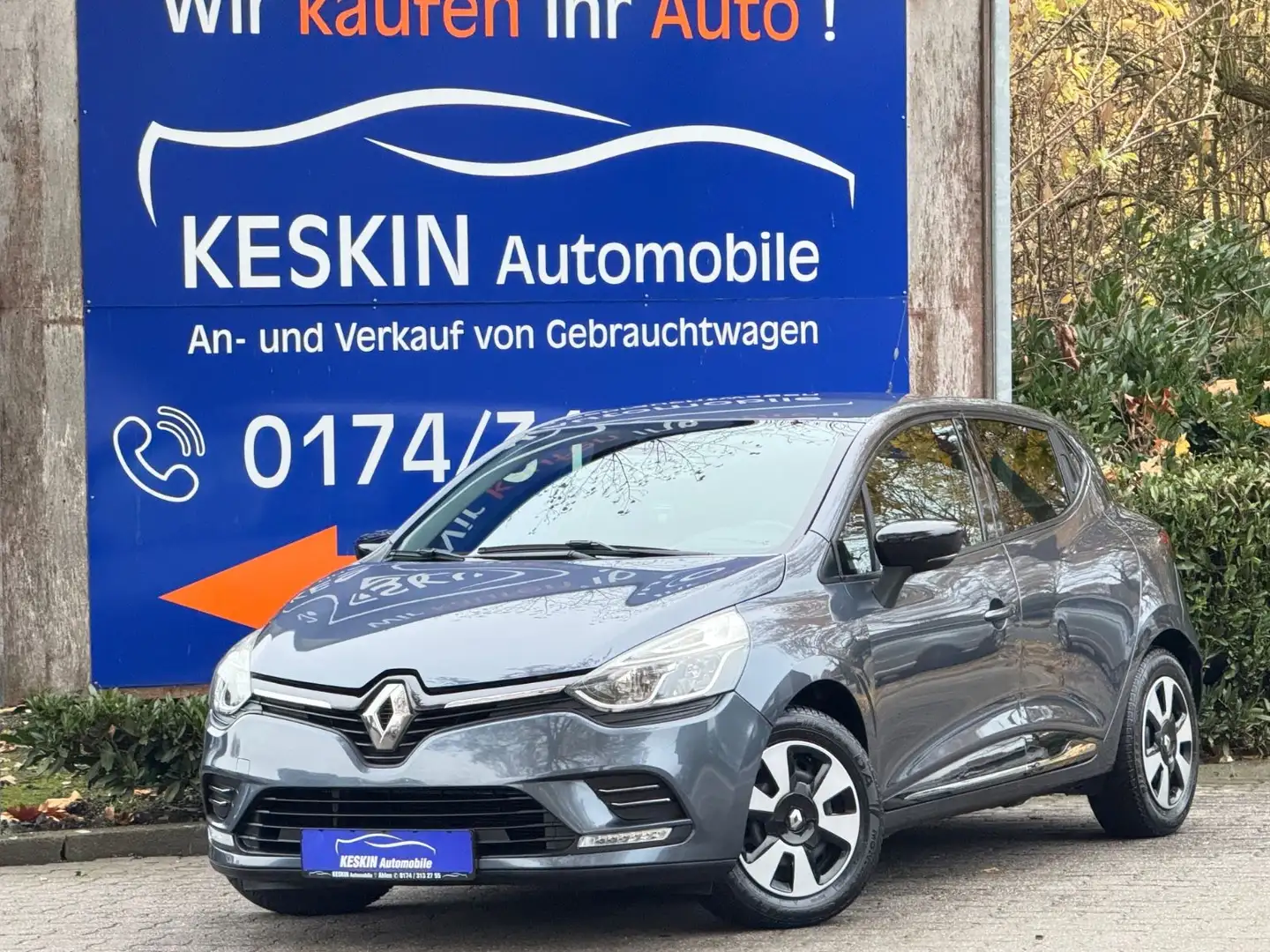 Renault Clio IV Limited*NAVI*KLIMATR*TEMPOMAT*PDC* Grijs - 1
