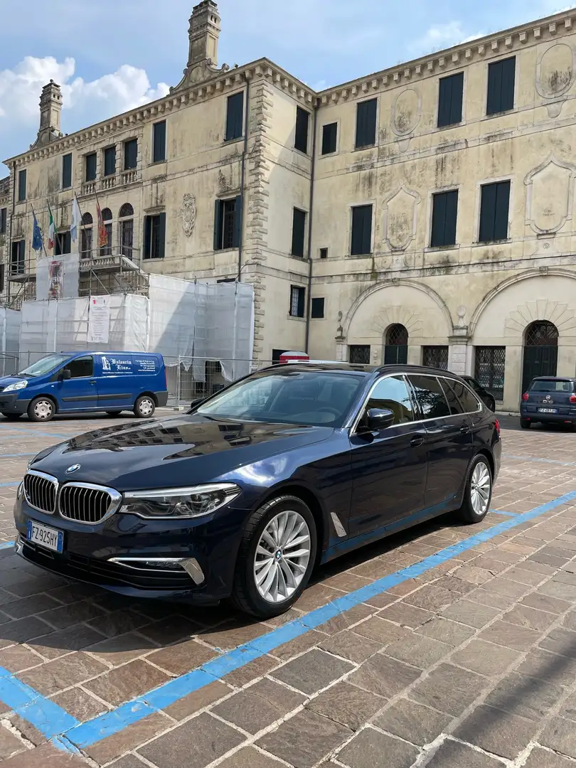 BMW 520 520d Touring Luxury line (G30/31/F90) Mavi - 1