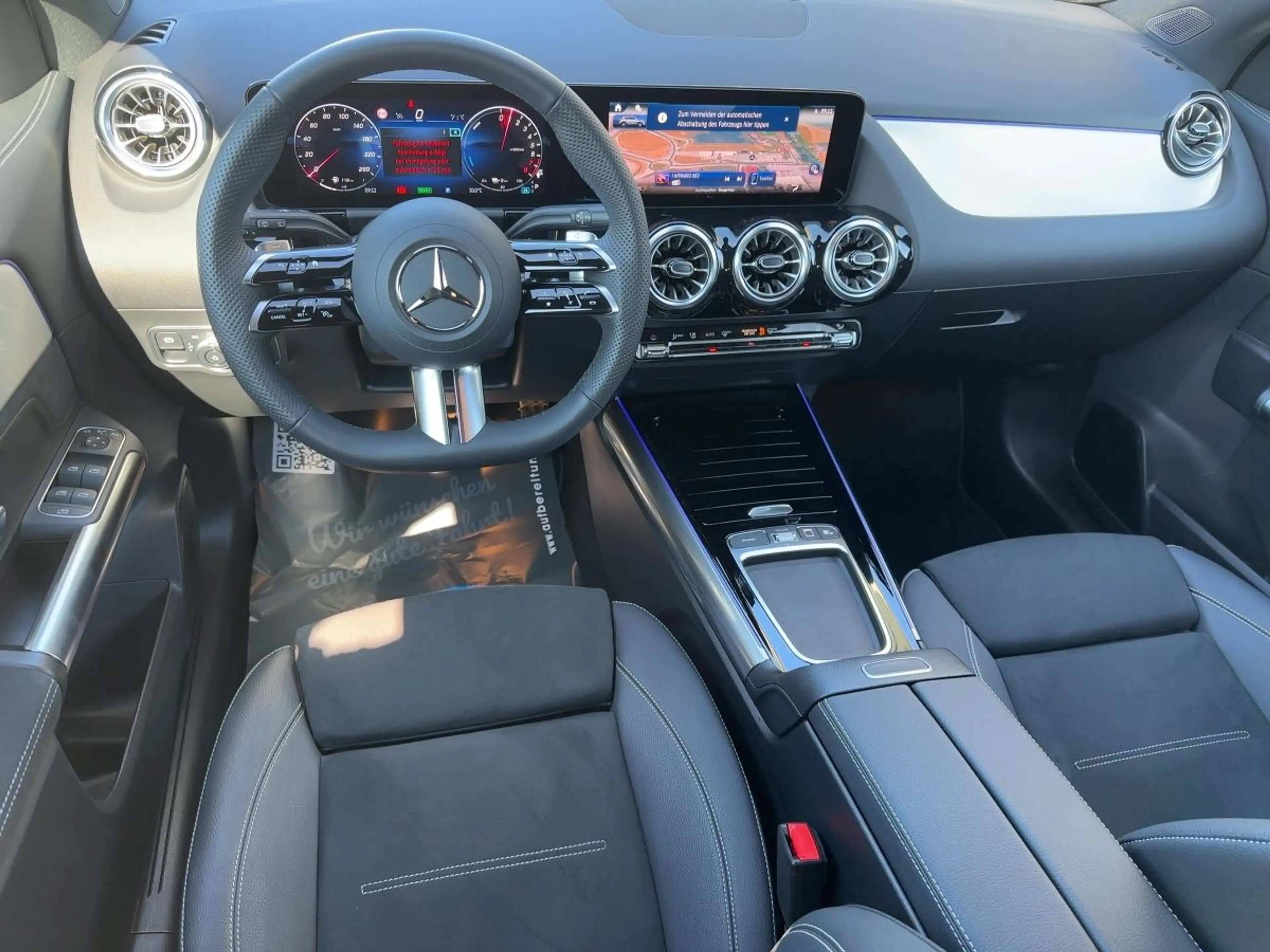 Mercedes-Benz GLA 250 e EQ Hybrid Österreich-Edition AMG Line — photo 10