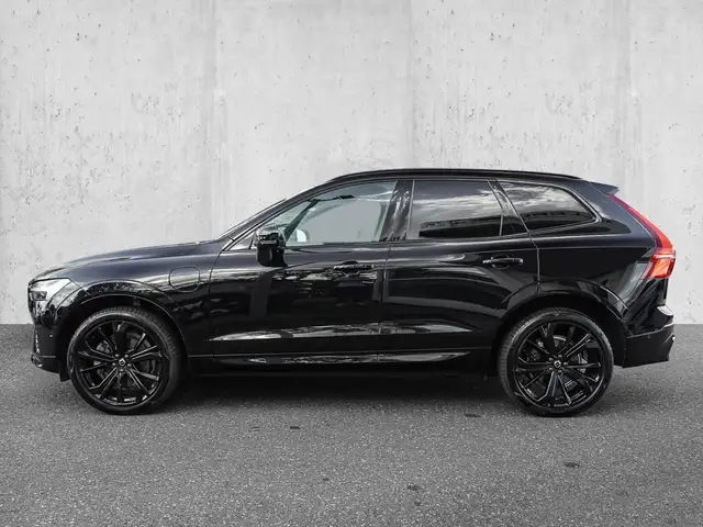 Volvo XC60 view 5