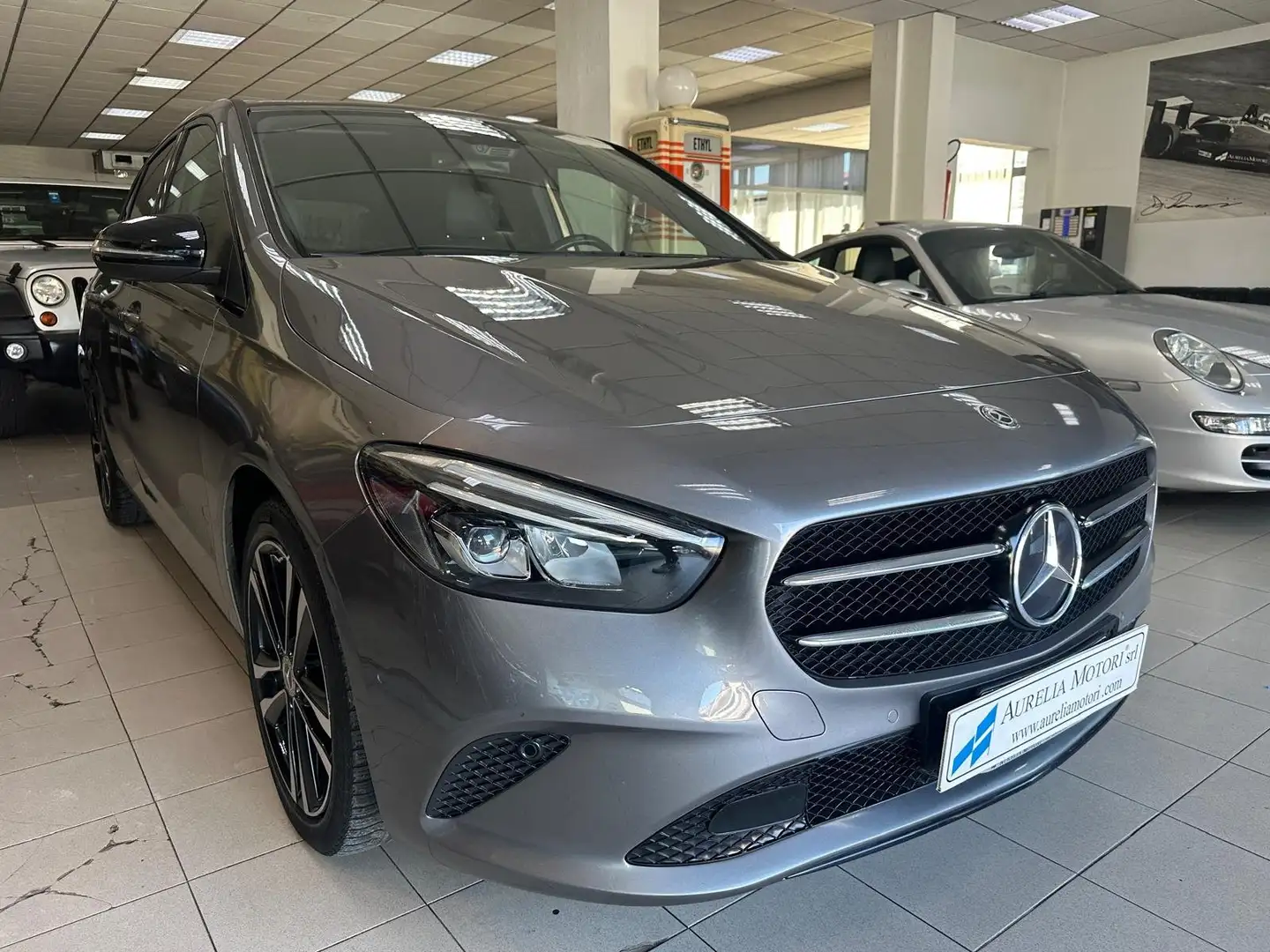 Mercedes-Benz B 180 d (cdi) Sport auto FULL OPT PERFETTA!!! Grijs - 2
