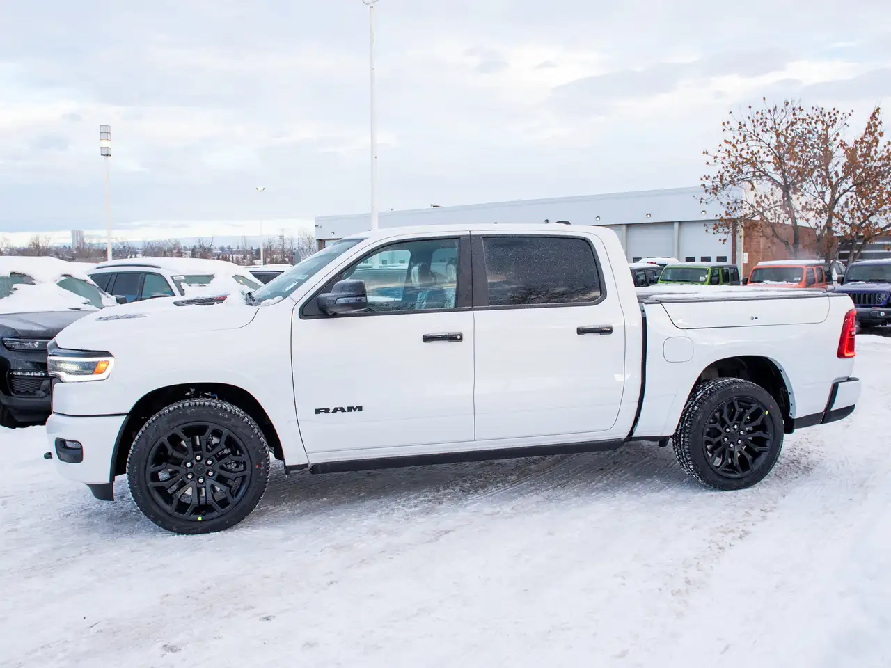 RAM 1500 снимка RAM 1500