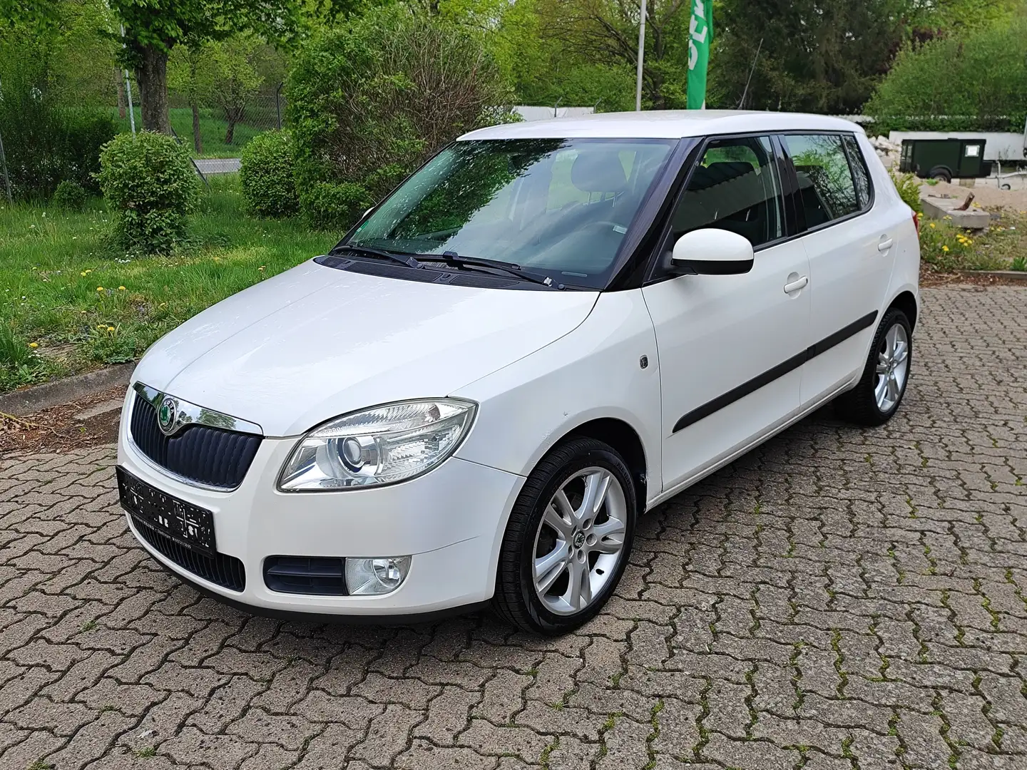 Skoda Fabia Sport White - 1