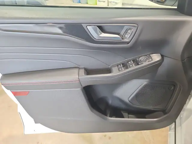 Ford Kuga view 8