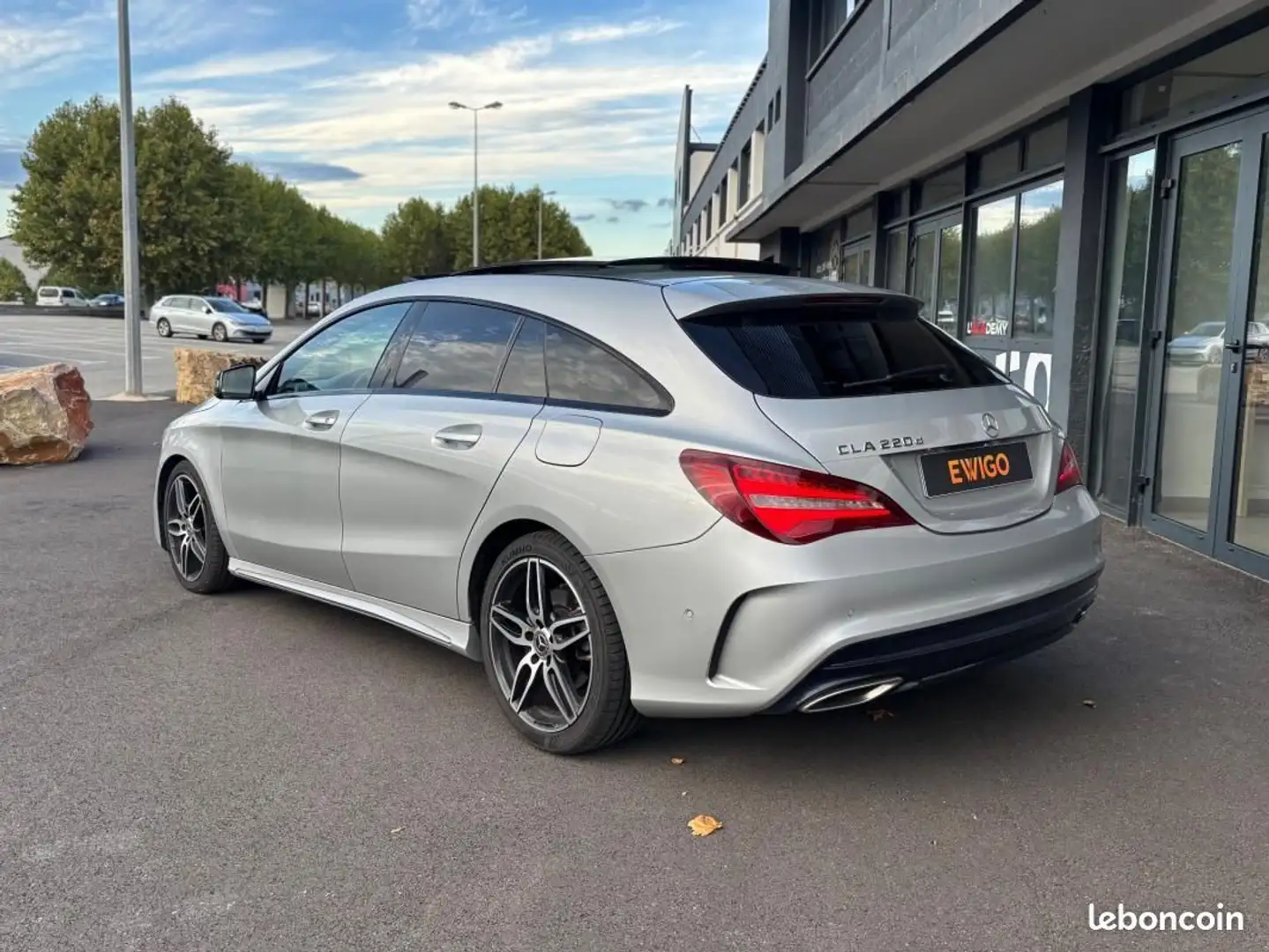 Mercedes-Benz CLA 220 Mercedes Classe 220 BREAK 2.2 CDI 177CH AMG LINE 7G-DCT BOITE AUTO ENTRETIEN À JOUR Grau - 2