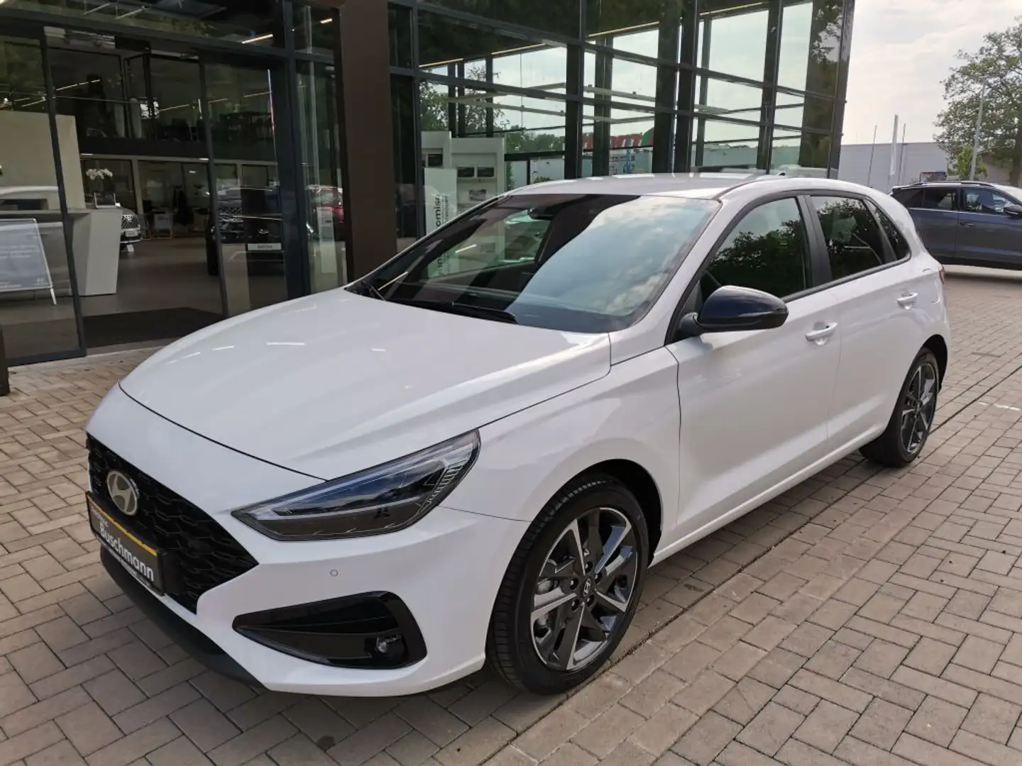 Hyundai i30 1.0 T-GDI DCT Advantage Weiß - 1