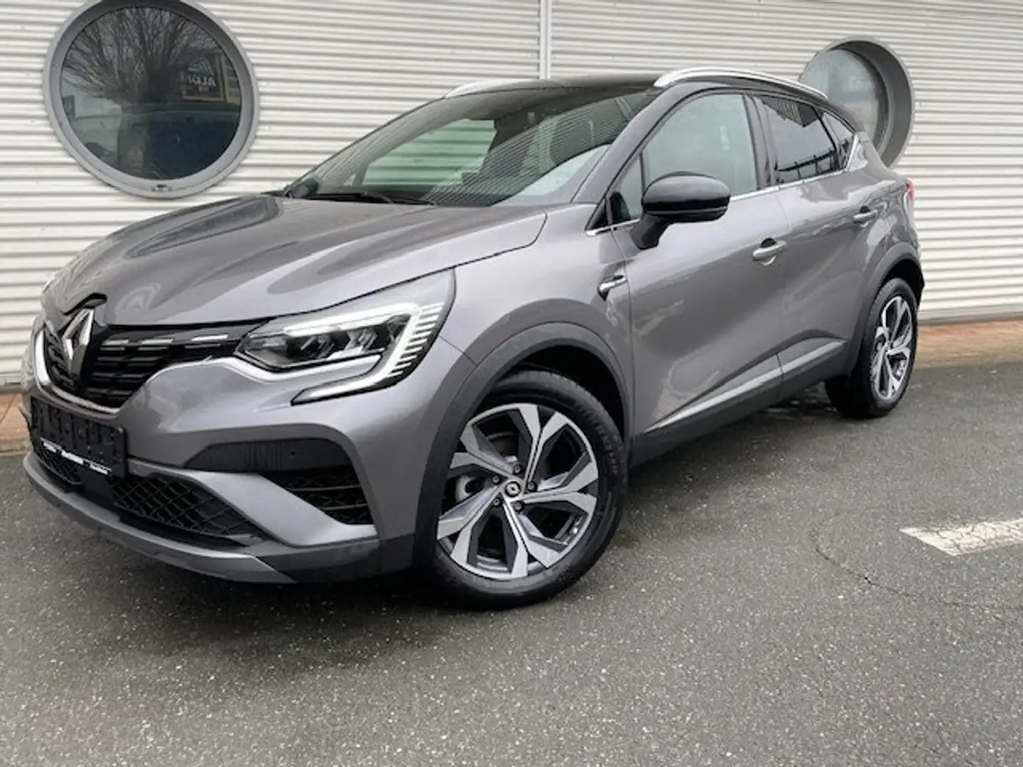 Renault Captur TCe160 EDC R.S-Line, City P. SHZ Safety P. 10"TFT Grau - 2