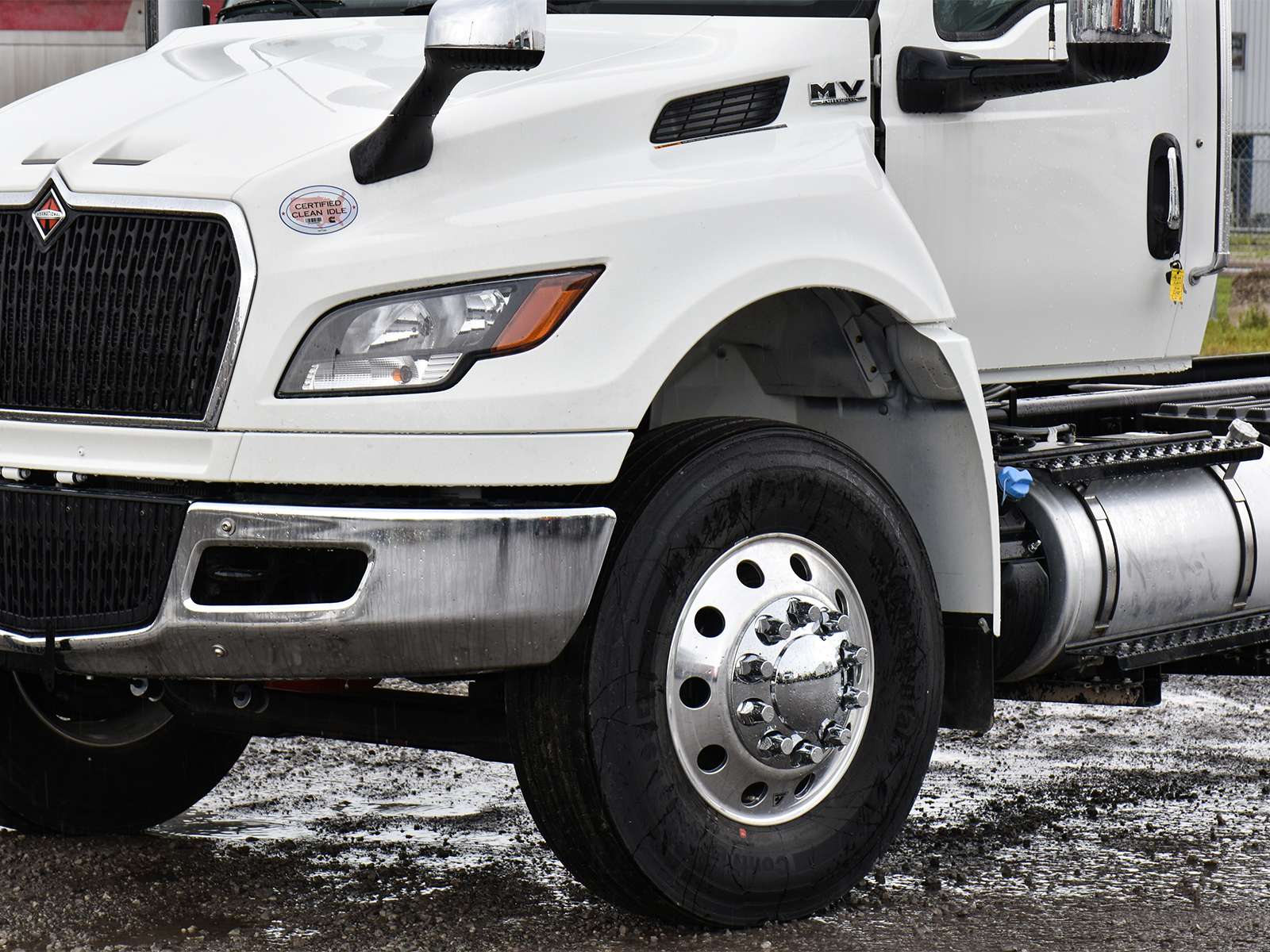 2027 International MV607