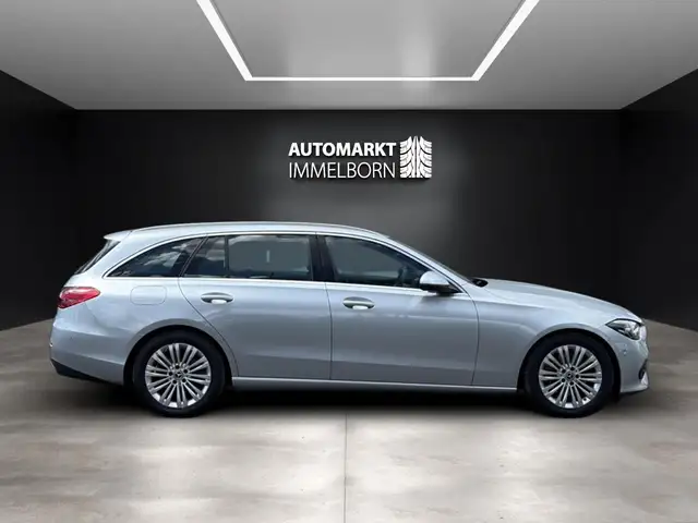 Mercedes-Benz C-Class view 7